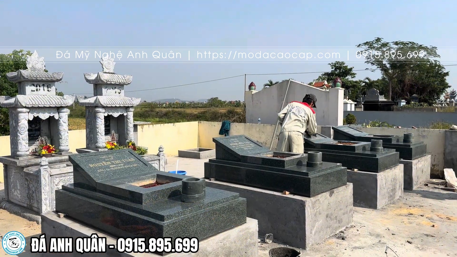 Lựa chọn Mộ đá Granit đẹp, trang trọng và phù hợp? #modagranite 29 Mẫu mộ Granit đơn giản, tinh tế, độ sáng bóng cao.