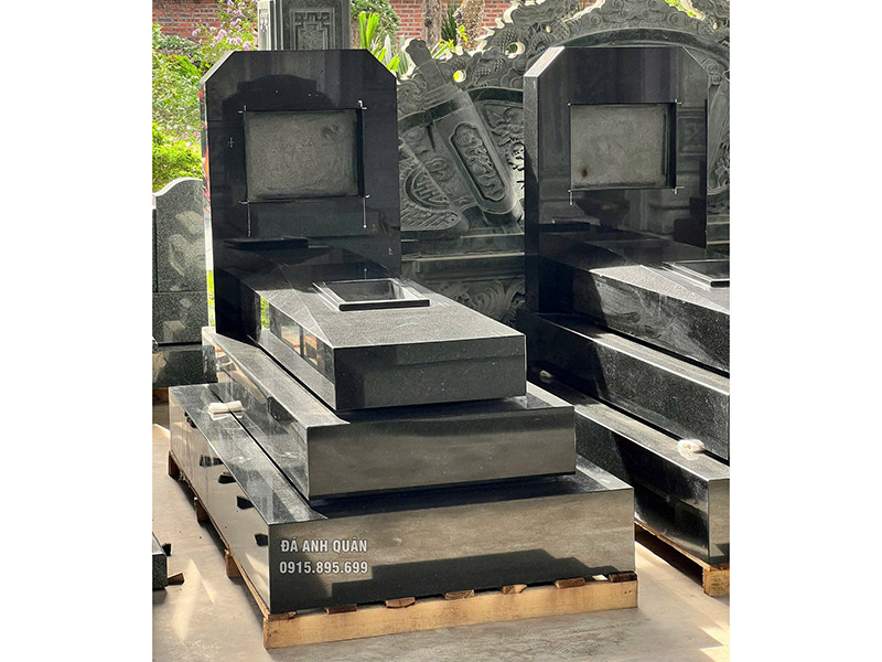 Mẫu Mộ đá granite đẹp, chất lượng cao, thiết kế 3 cấp KT 95cm x 185cm x 135cm 15 Mẫu Mộ granite bề thế - chất lượng cao