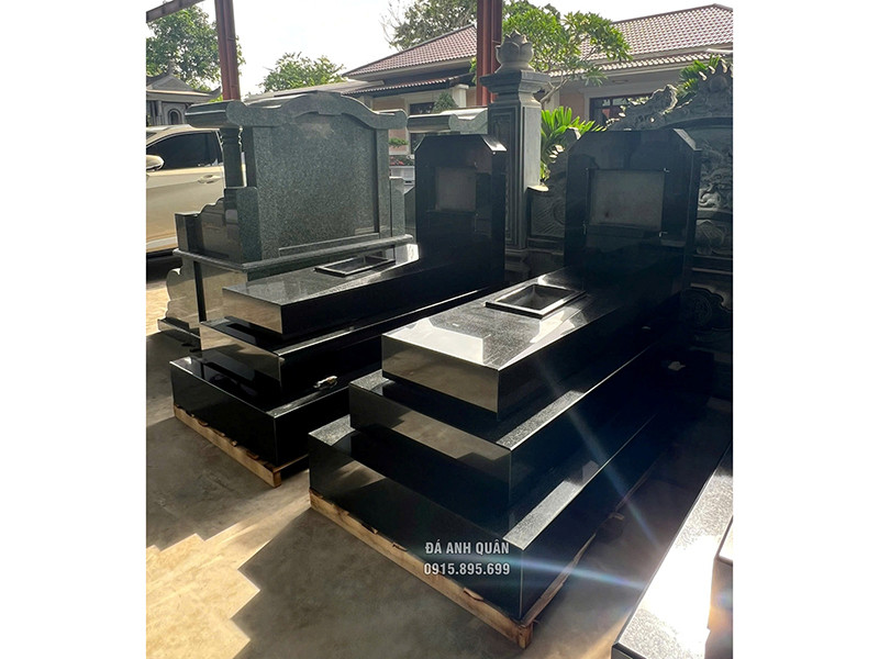 Mẫu Mộ đá granite đẹp, chất lượng cao, thiết kế 3 cấp KT 95cm x 185cm x 135cm 16 Xây Mộ đá granite tại Ninh Bình